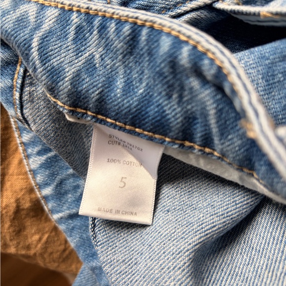 Pink Lily Light Wash Distressed Jeans - Picture 3 of 4